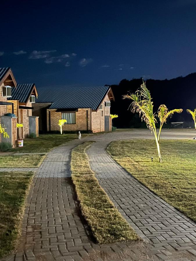 Pousada Ho'Oponopono Chalets & Wine Sapucai-Mirim Exterior photo